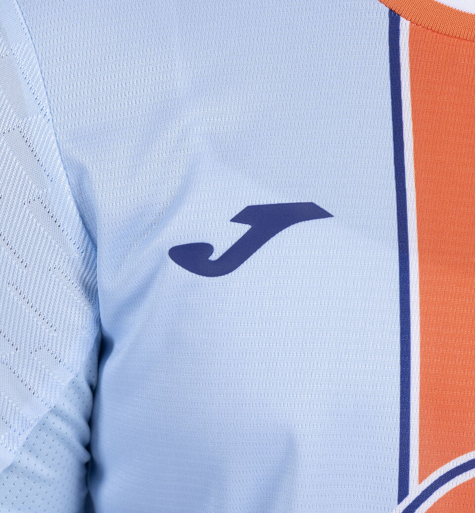  Website-Editorial-Page-20-8-25-Editorial-Gallery-3